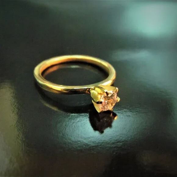 Moissanite ring. 14K solid yellow gold ring with White Moissanite.